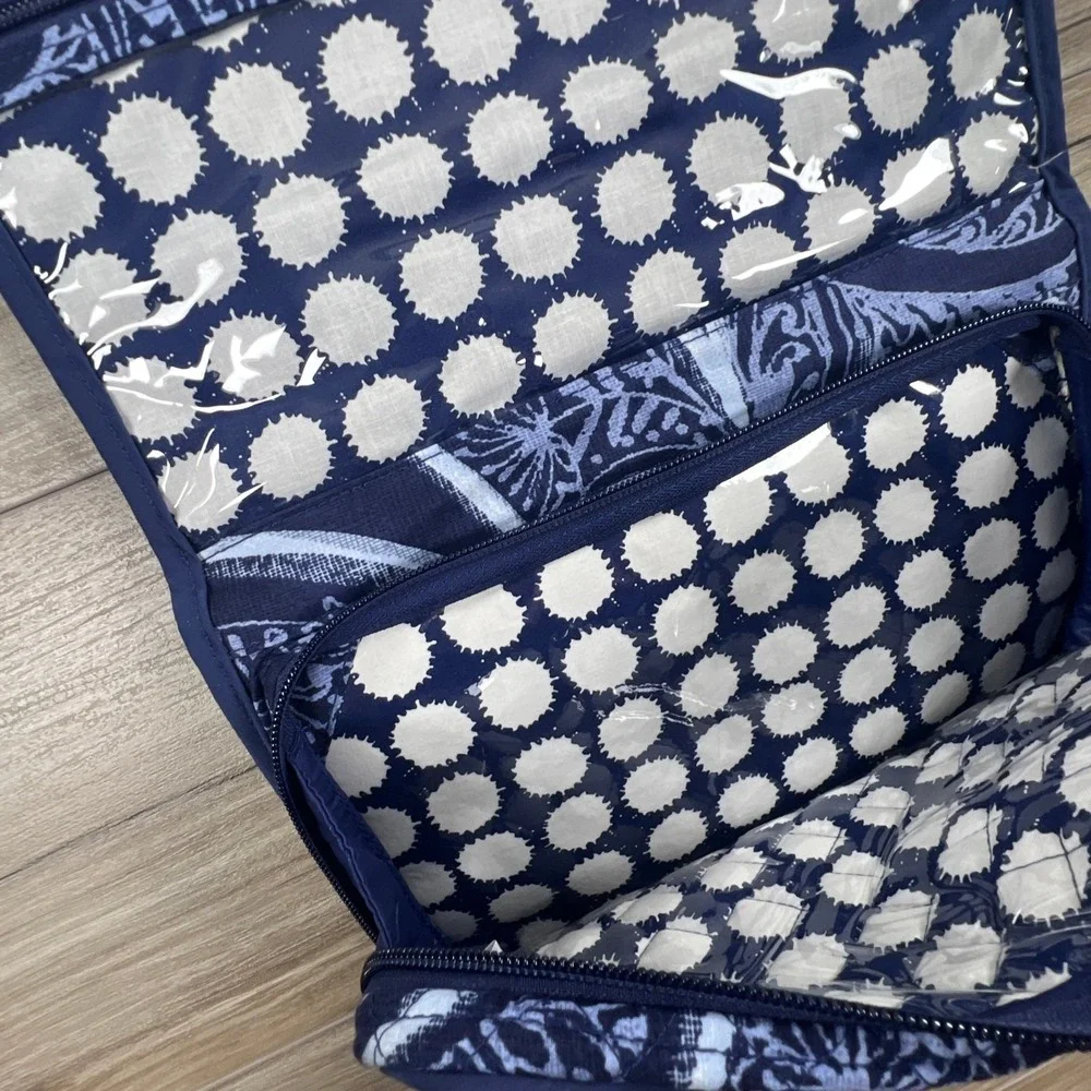 Vera Bradley Hanging Travel Organizer Navy Blue Paisley Quilted Toiletry Bag NWT